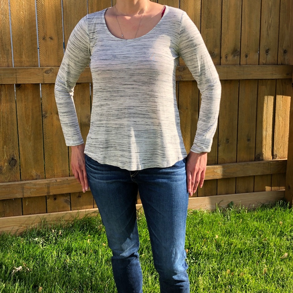 INC grey basic knit tee Sz Small